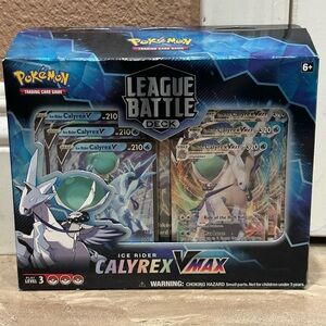 NWT Pokémon League Battle Deck - Ice Rider Calyrex VMAX